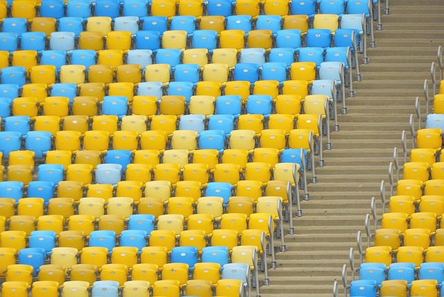 攻和防守两 攻和防守两